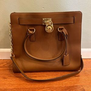 LIKE NEW Michael Kors Large Tote